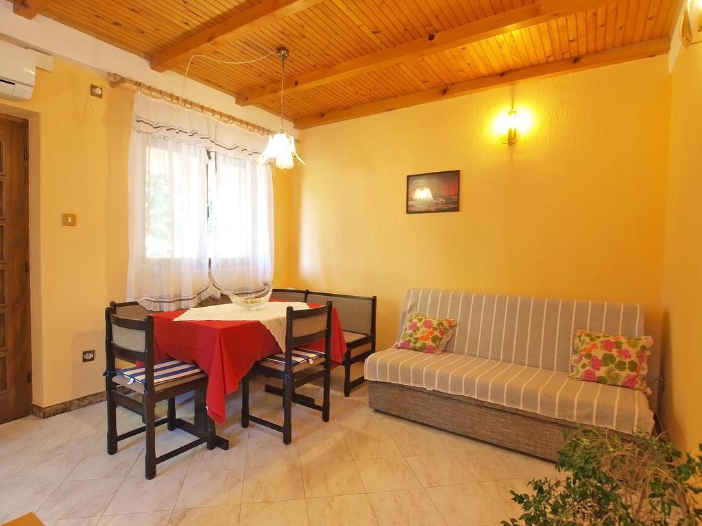 Apartments Milan 1457 Rovinj Bagian luar foto